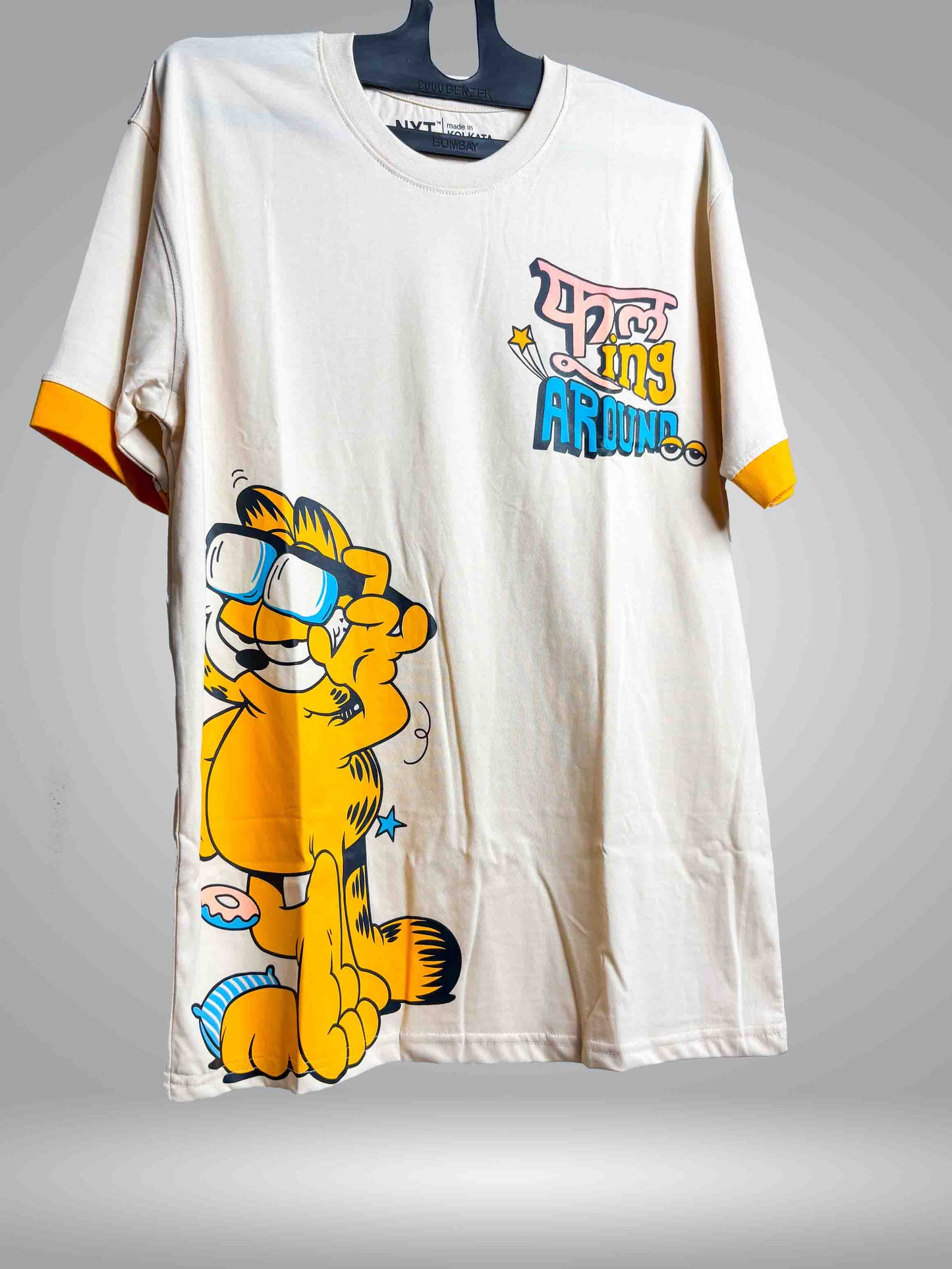 Garfield: Fooling Around Women